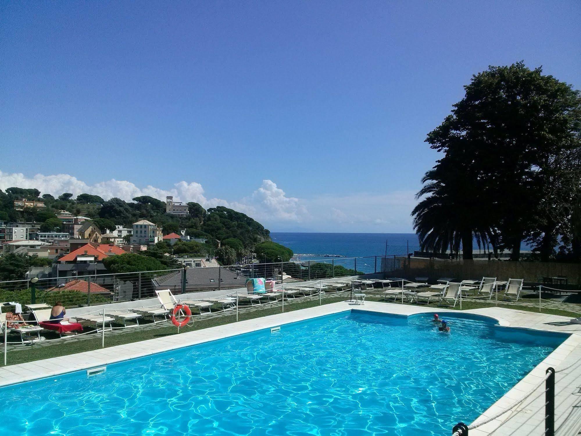 Hotel Villa Adele Celle Ligure Esterno foto